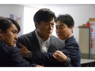 刑事の十字架 出演 陣内孝則 ファミリー劇場